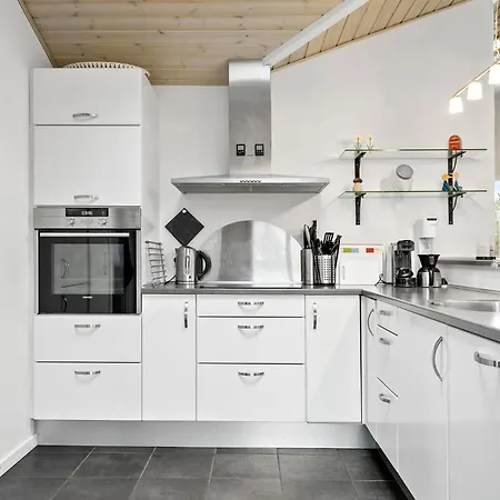 Vakantiehuis 4 Bedroom Lovely In Tarm