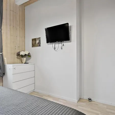 4 Bedroom Lovely In Dom wakacyjny Tarm