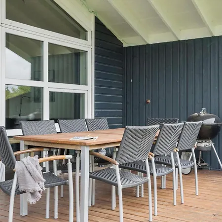 4 Bedroom Lovely In * Tarm