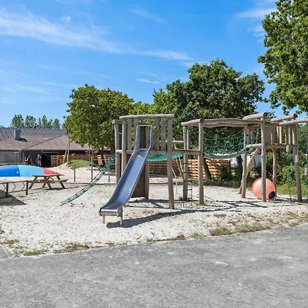 4 Bedroom Lovely In Tarm